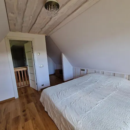 Lepiku Puhkemaja Semesterbostad Liiva (Saaremaa)